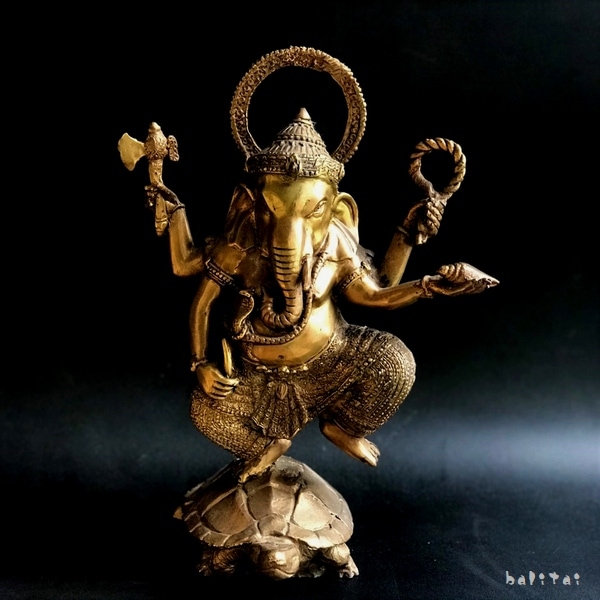 クールマ（亀の神）に乗ったガネーシャの像／　ダンシングガネーシャ／　ガネーシャ-アジアンライフスタイルチャナン　公式通販